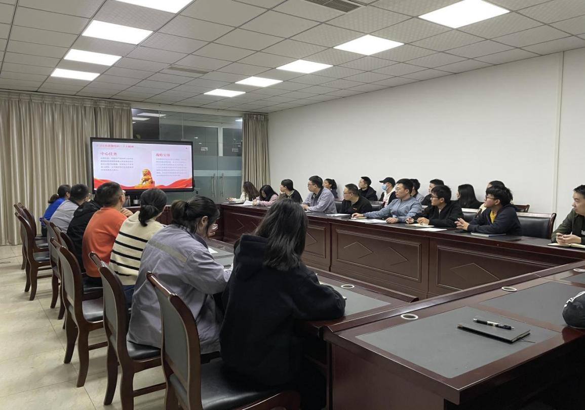 永遠(yuǎn)跟黨走  奮進(jìn)新征程