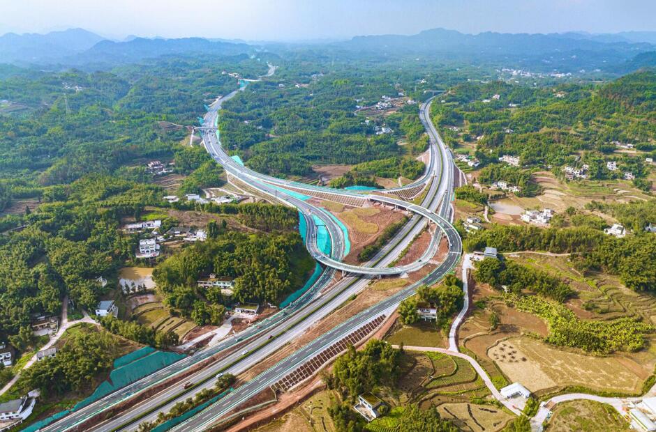 濟(jì)通公司承攬監(jiān)理抽檢的宜威高速珙縣互通至竹海樞紐互通段順利通車